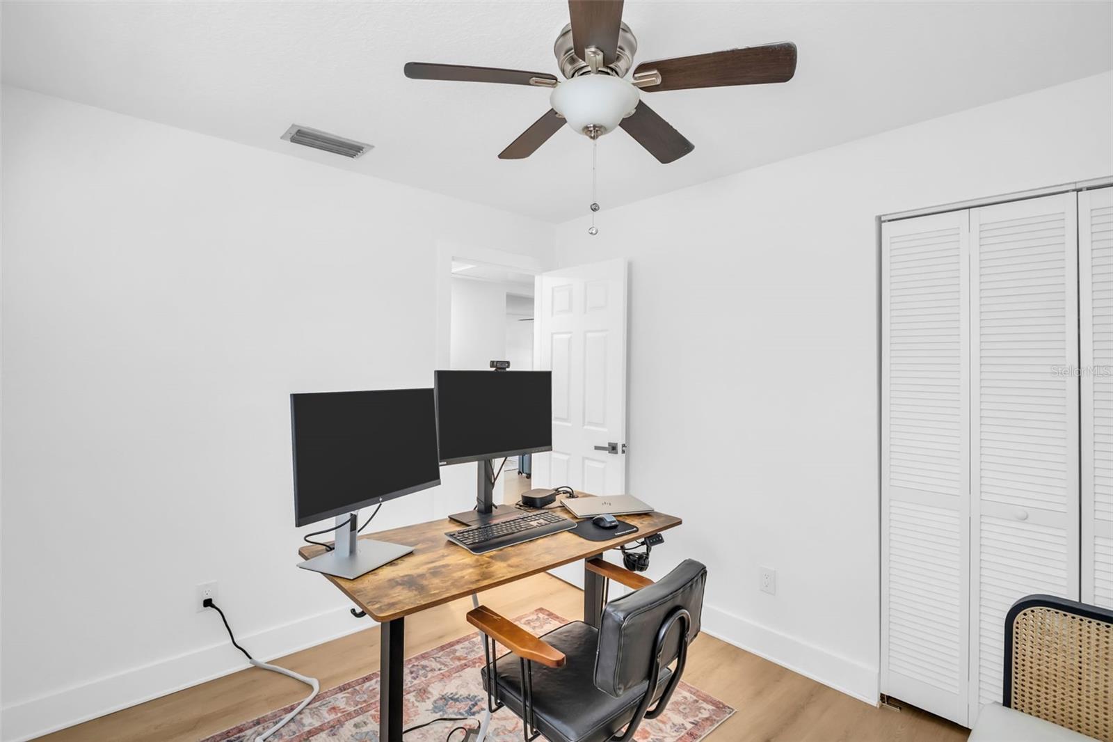 Image 31 of 40 For 218 49th Avenue N