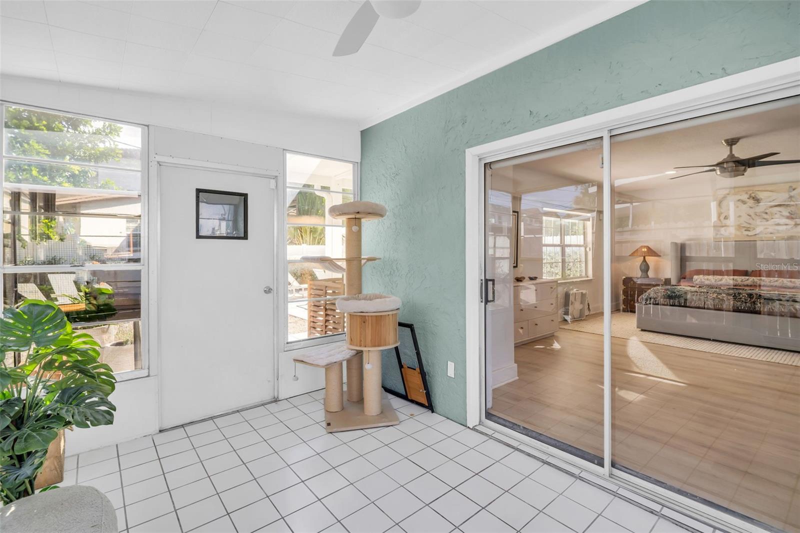 Image 34 of 40 For 218 49th Avenue N