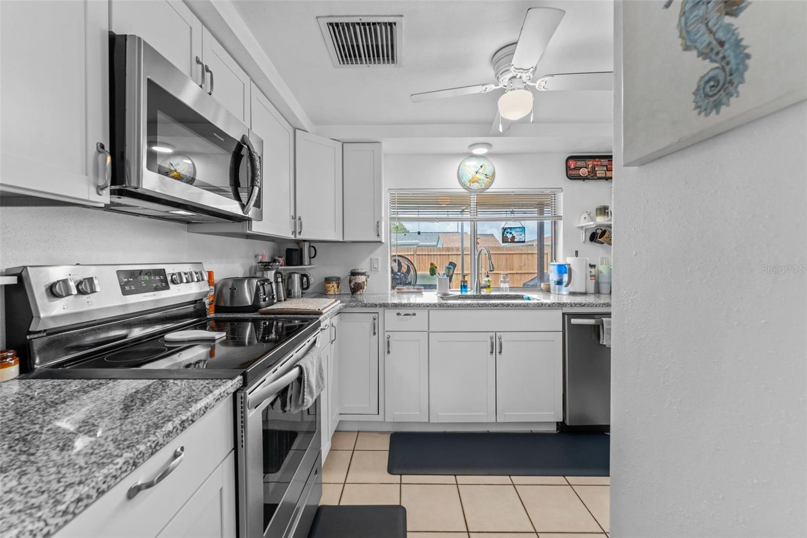 Image 14 of 38 For 4209 Stratfield Drive