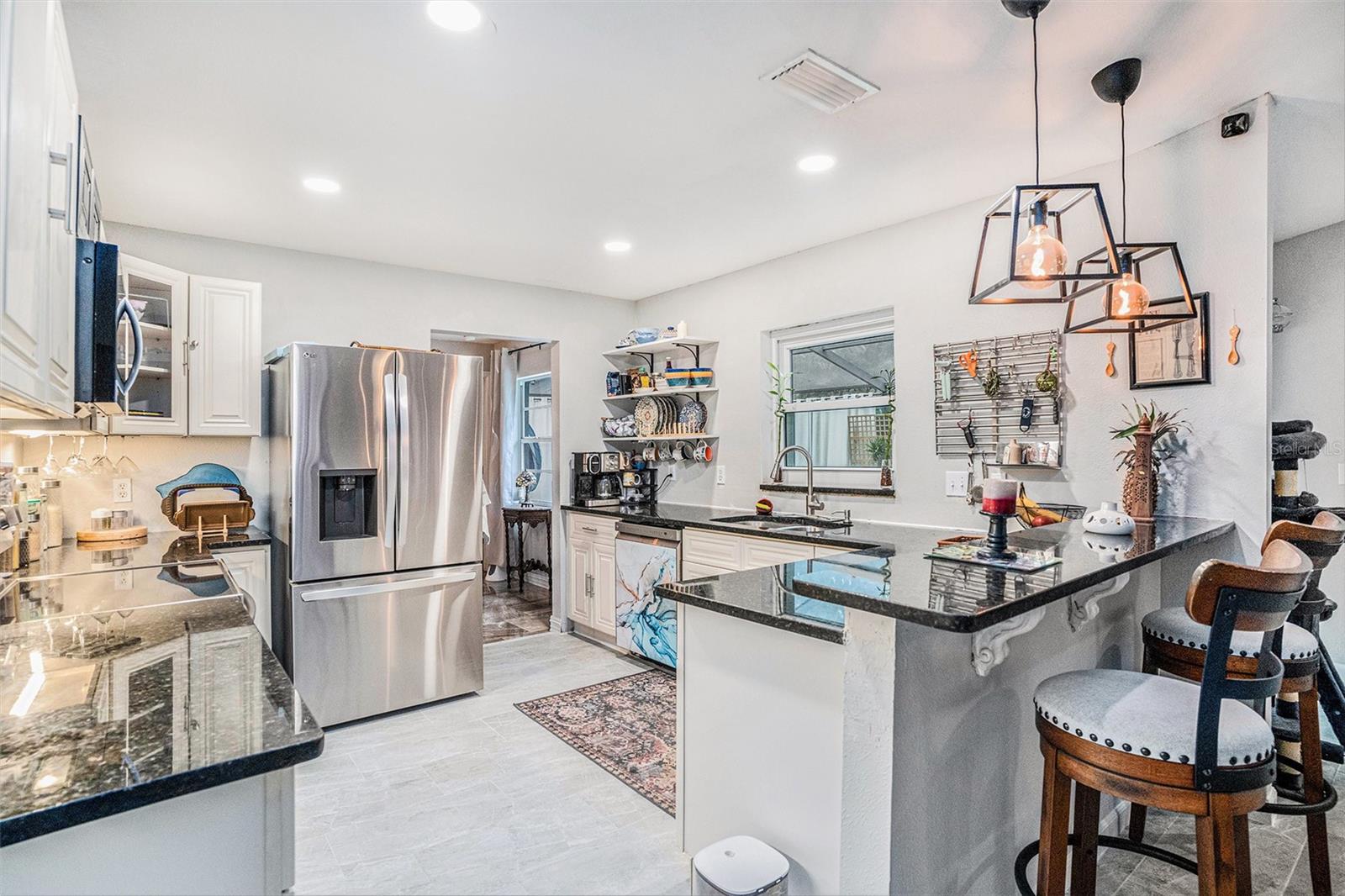 Image 10 of 30 For 10322 53rd Street