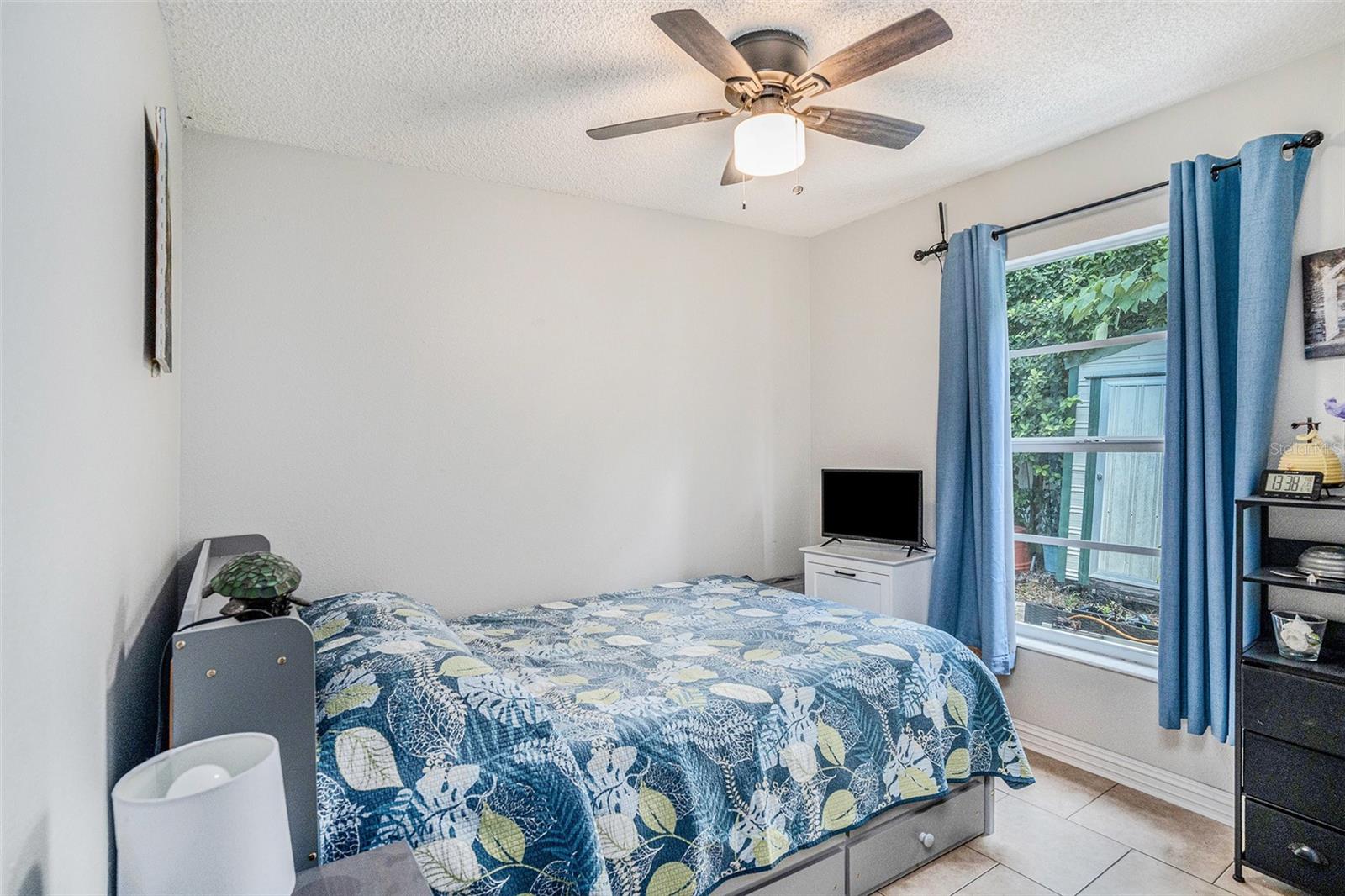 Image 19 of 30 For 10322 53rd Street