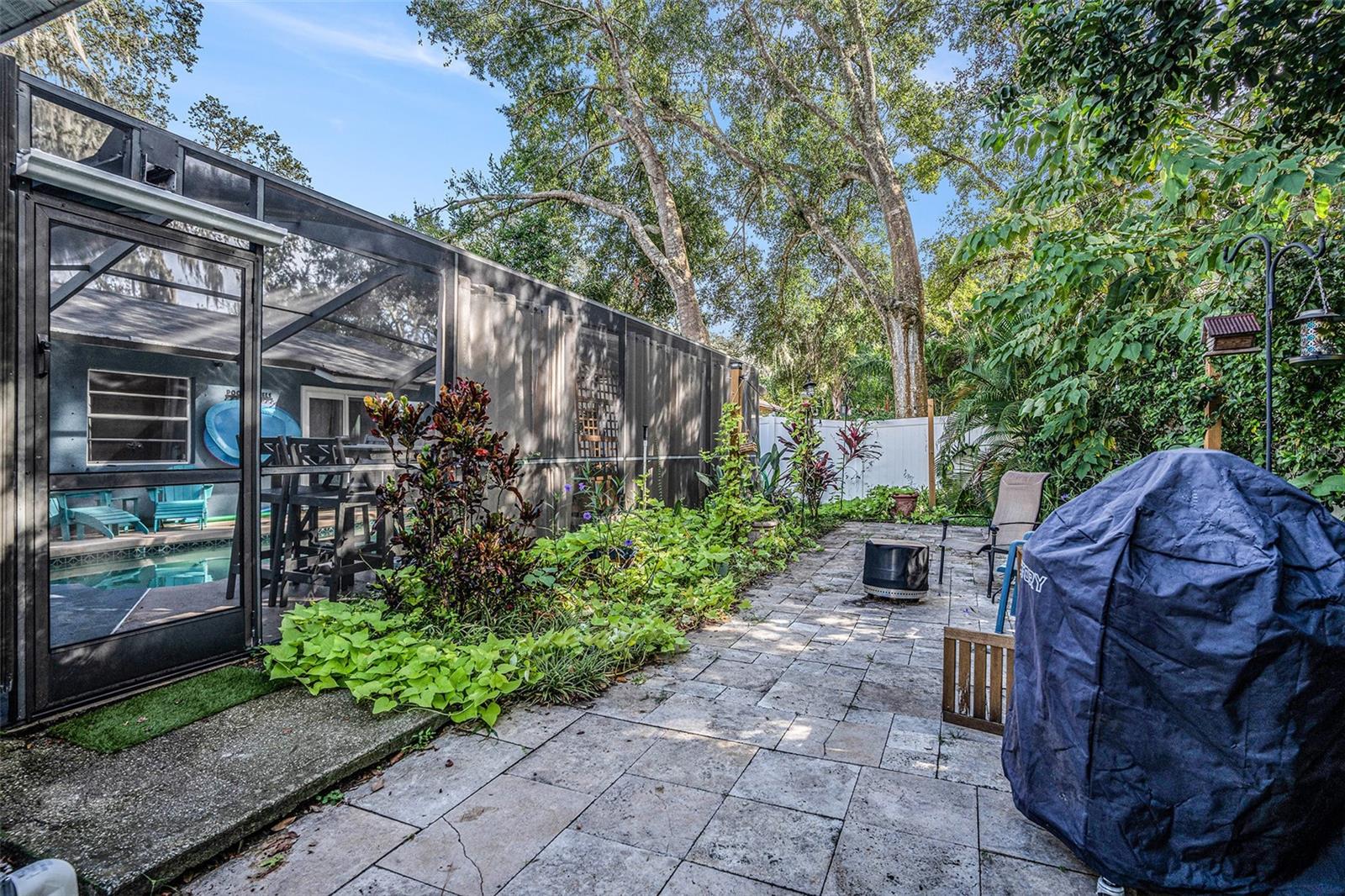 Image 28 of 30 For 10322 53rd Street