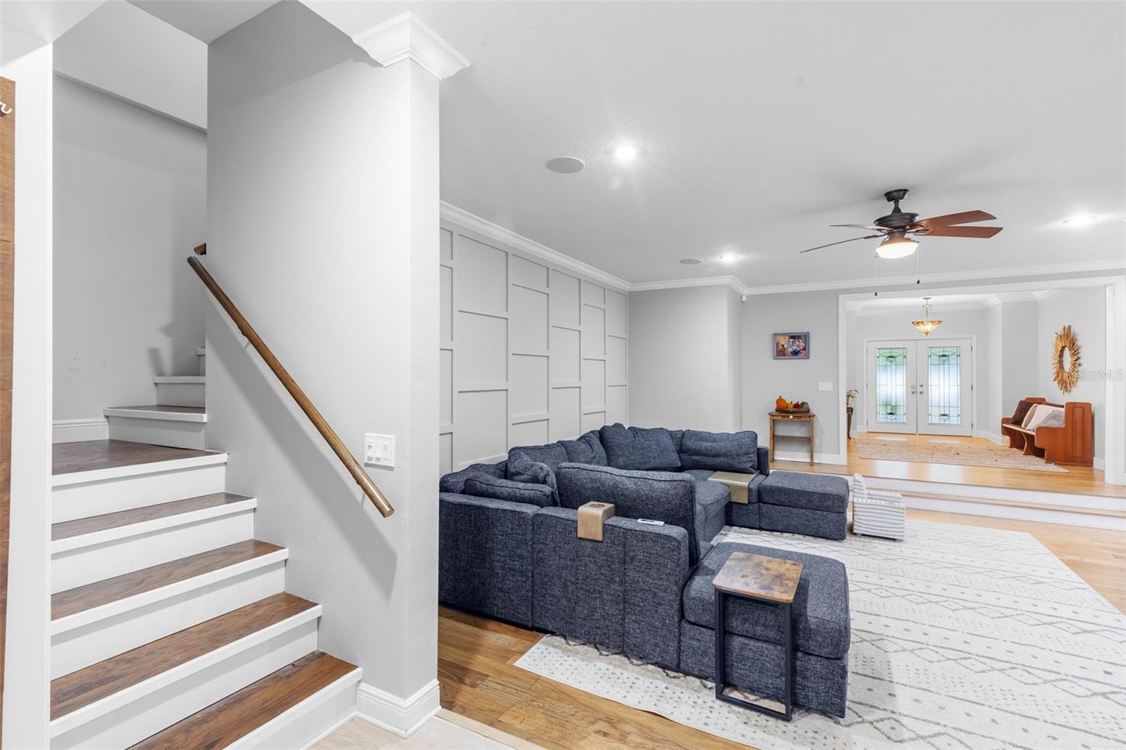 Image 17 of 59 For 28042 Lindenhurst Drive
