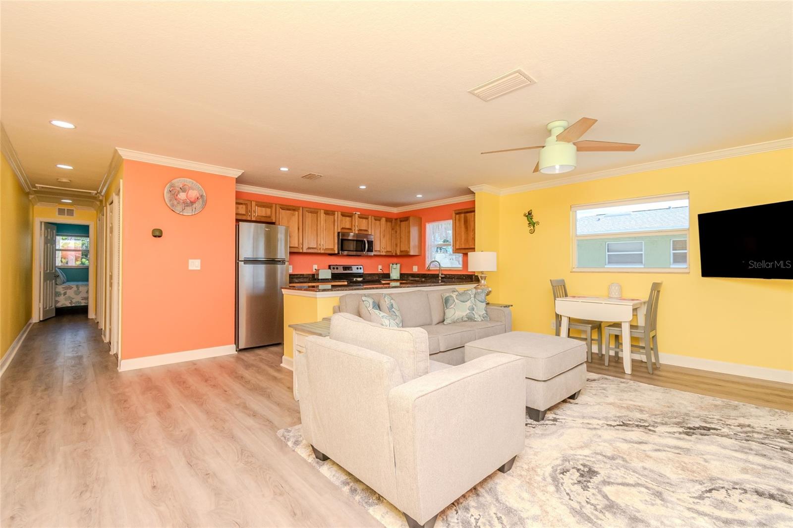 Image 4 of 24 For 5605 Shore Boulevard S B