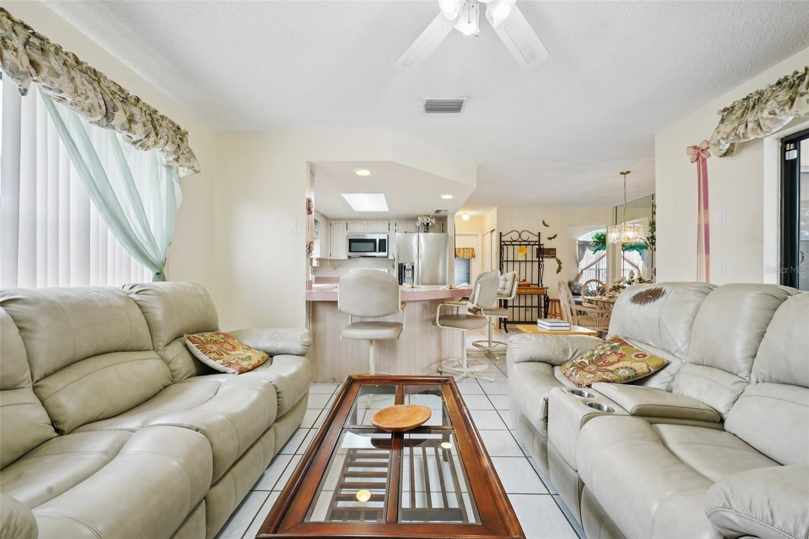 Image 8 of 53 For 14033 Pimberton Drive