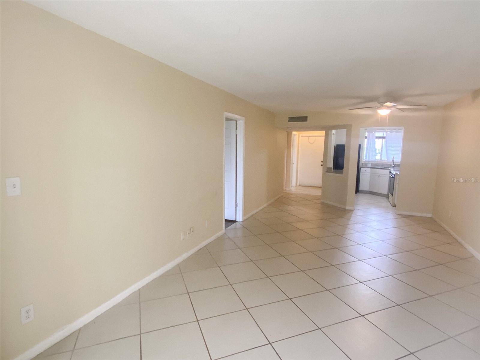 Image 12 of 39 For 2002 Blue Hawk Court 1714