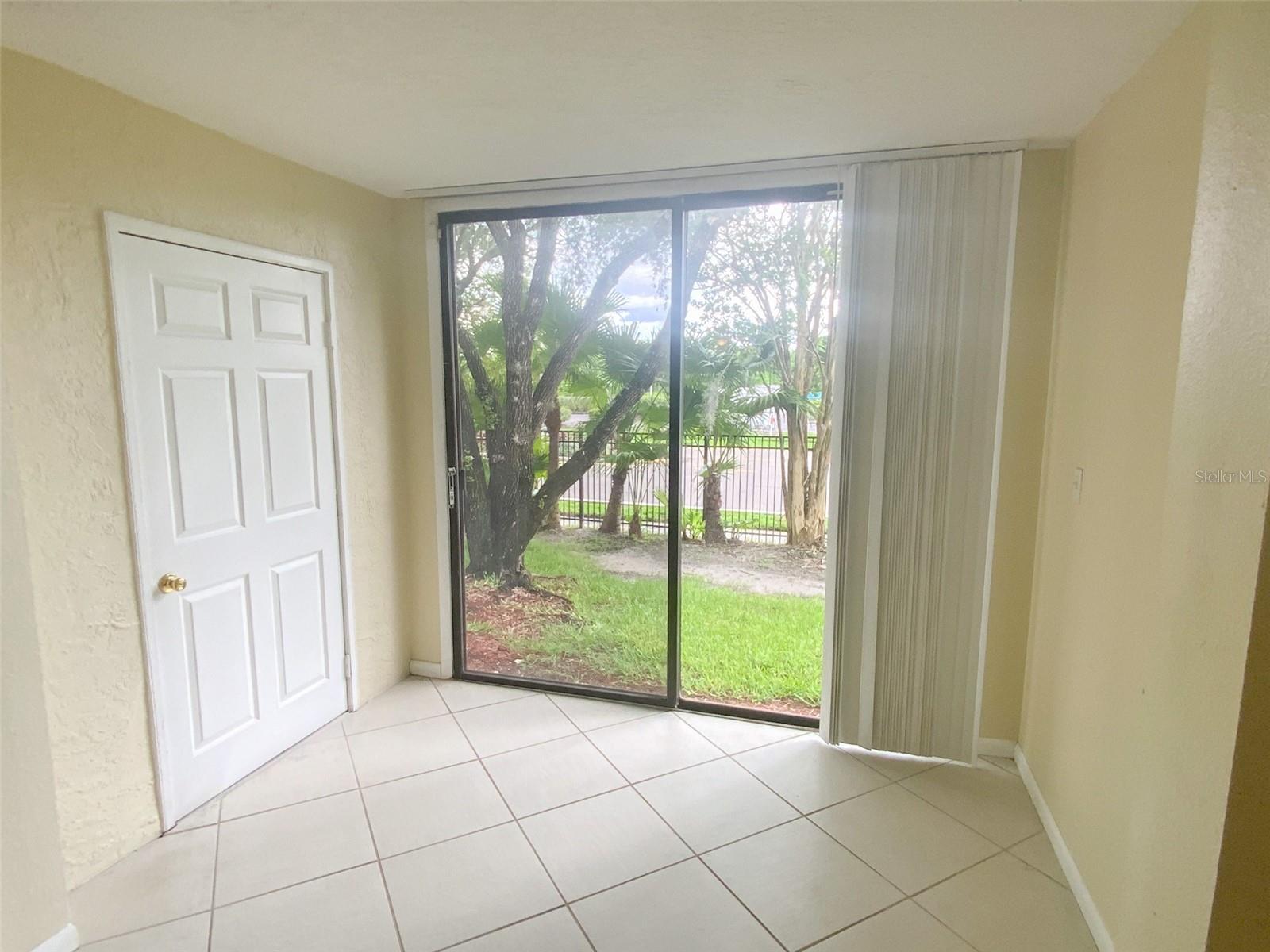 Image 15 of 39 For 2002 Blue Hawk Court 1714