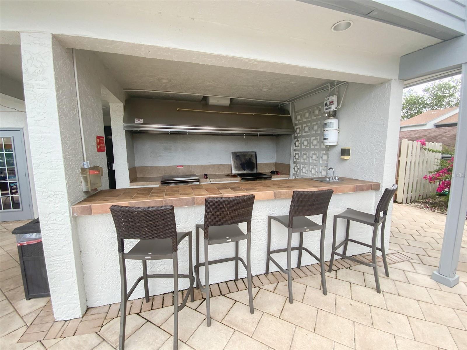 Image 32 of 39 For 2002 Blue Hawk Court 1714