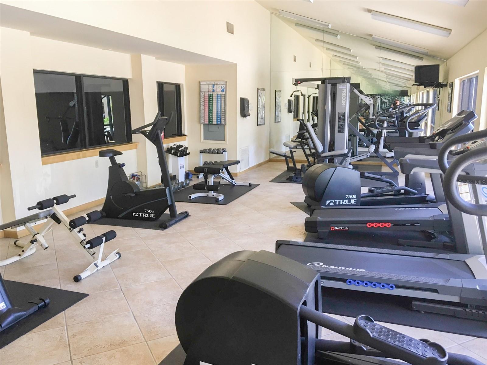 Image 39 of 39 For 2002 Blue Hawk Court 1714