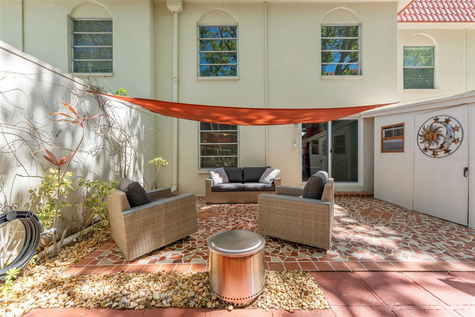 Image 2 of 39 For 2700 Bayshore Boulevard 3d