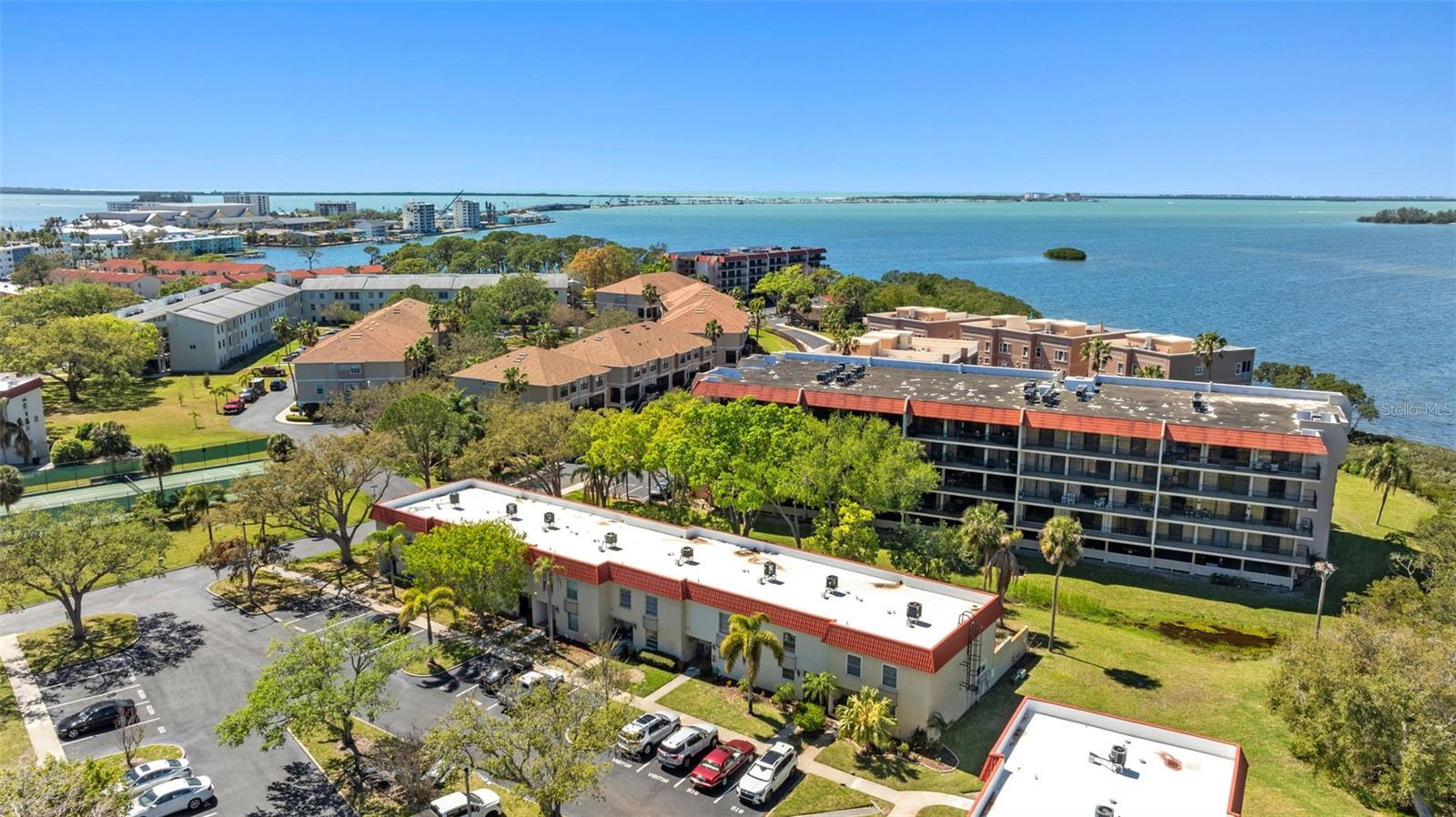 Image 25 of 39 For 2700 Bayshore Boulevard 3d