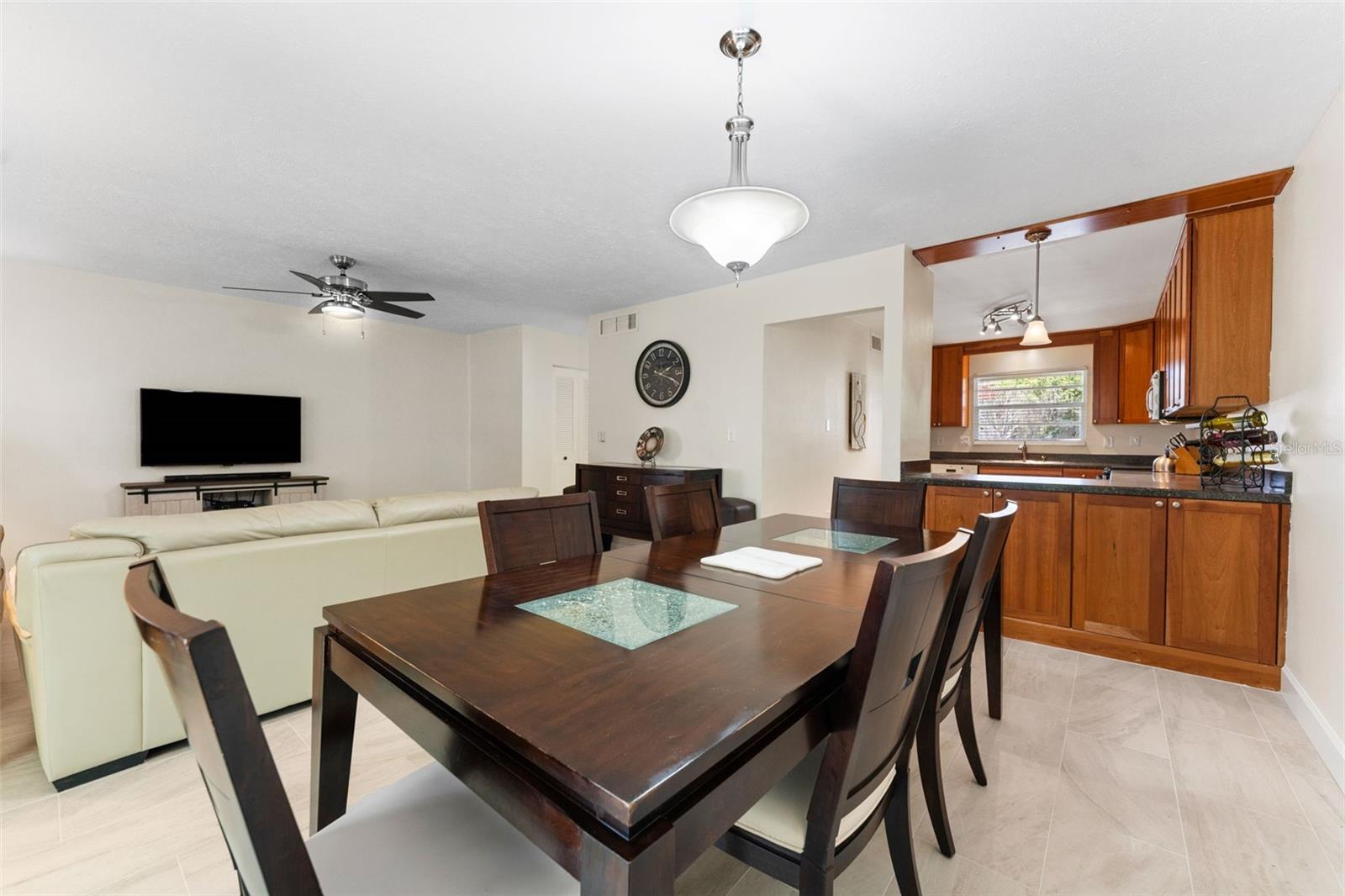 Image 7 of 39 For 2700 Bayshore Boulevard 3d