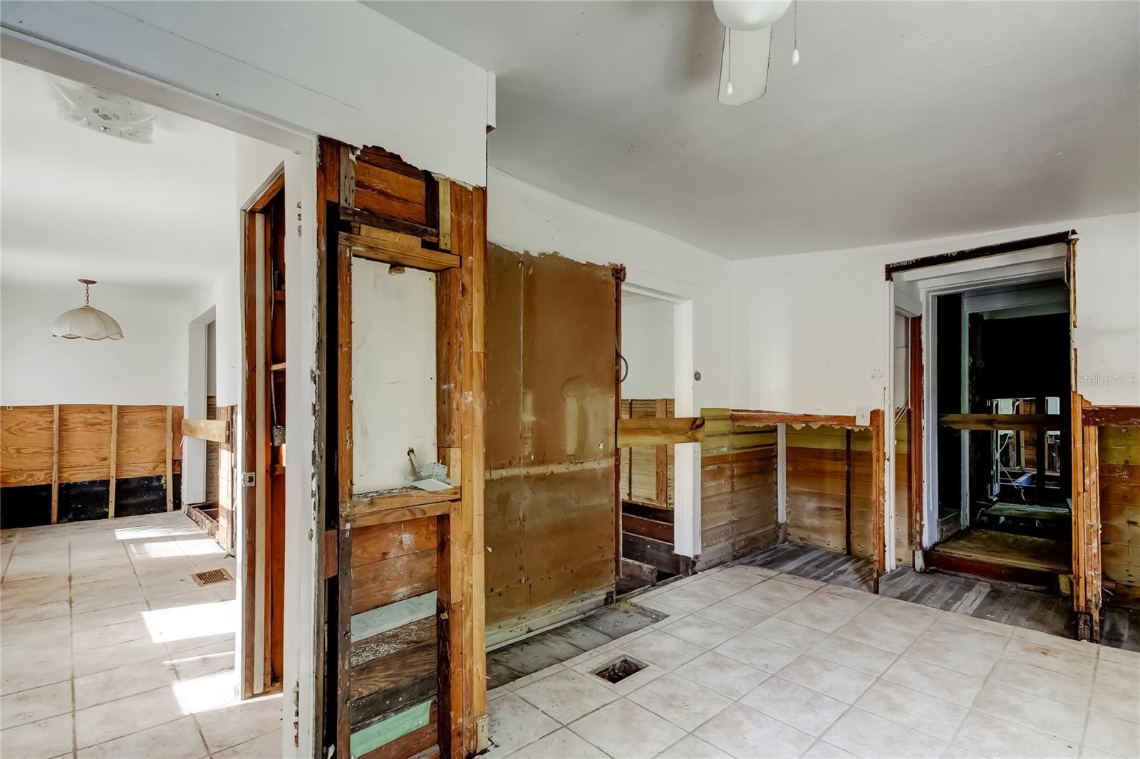 Image 17 of 43 For 103 & 105 1st Avenue