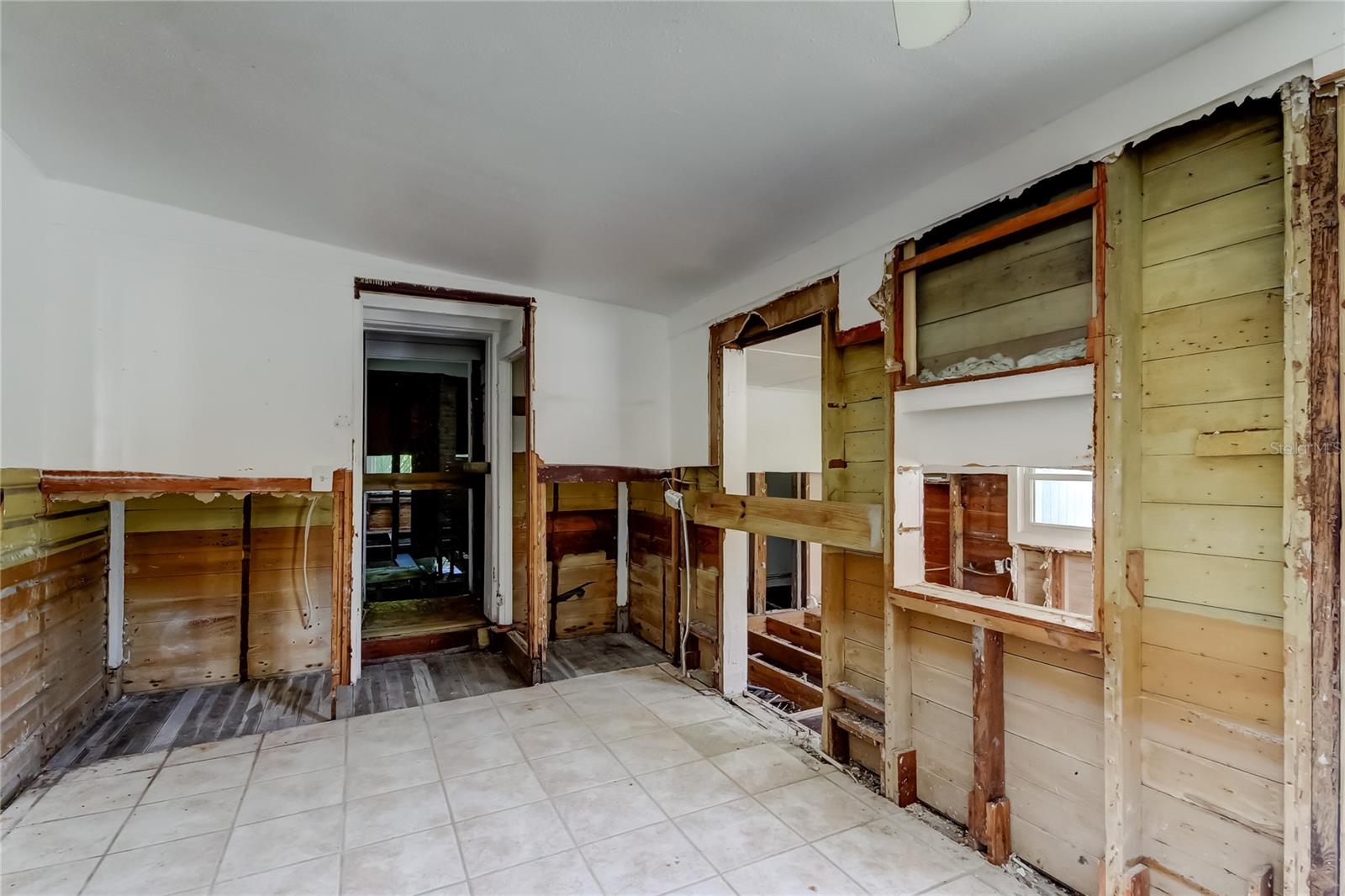 Image 18 of 43 For 103 & 105 1st Avenue