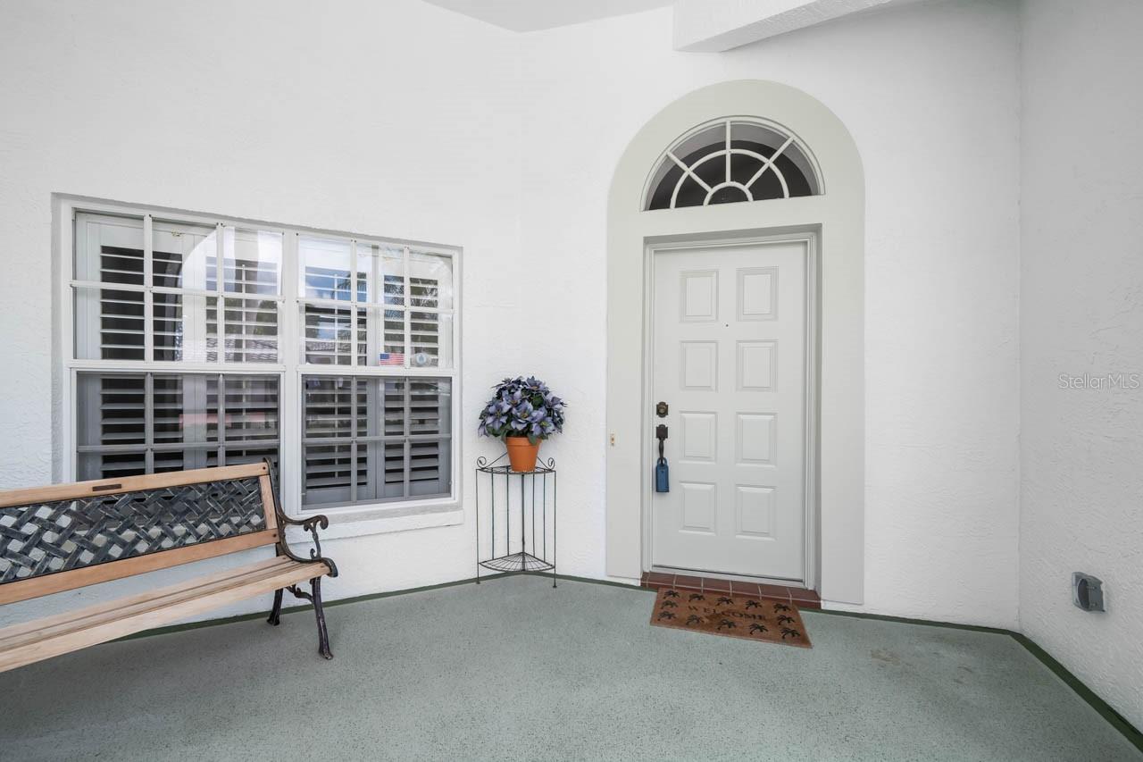 Image 3 of 50 For 930 Kings Boulevard 930