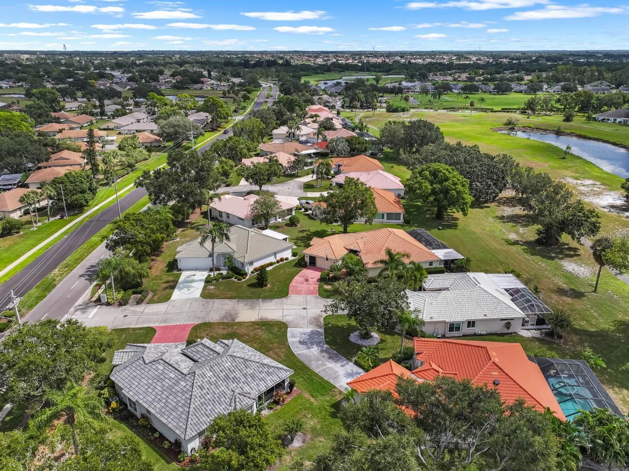 Image 37 of 50 For 930 Kings Boulevard 930