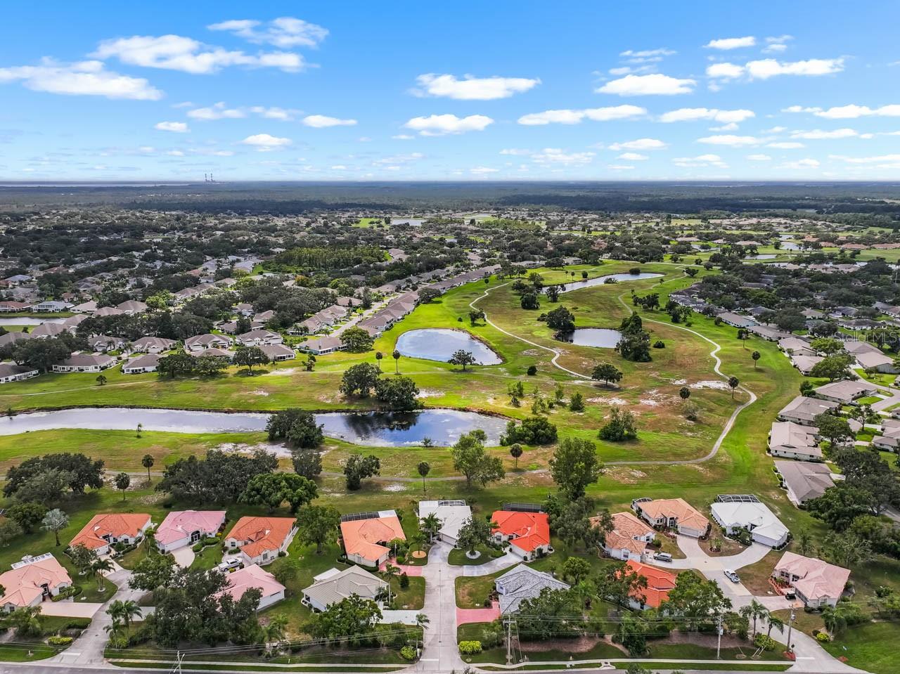 Image 39 of 50 For 930 Kings Boulevard 930