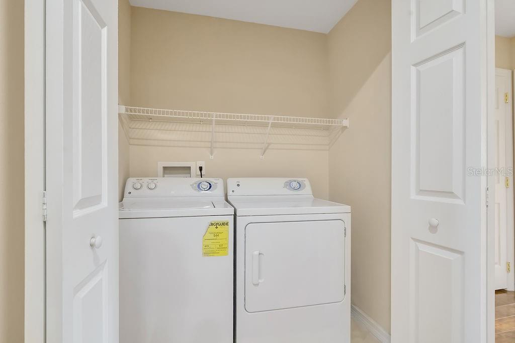 Image 11 of 40 For 9141 Camden Gardens Street