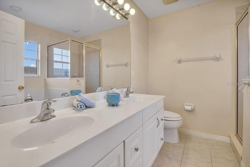 Image 15 of 40 For 9141 Camden Gardens Street