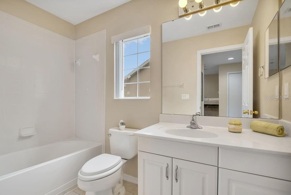 Image 18 of 40 For 9141 Camden Gardens Street