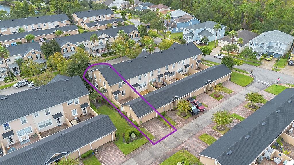 Image 24 of 40 For 9141 Camden Gardens Street