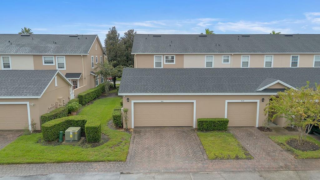 Image 27 of 40 For 9141 Camden Gardens Street