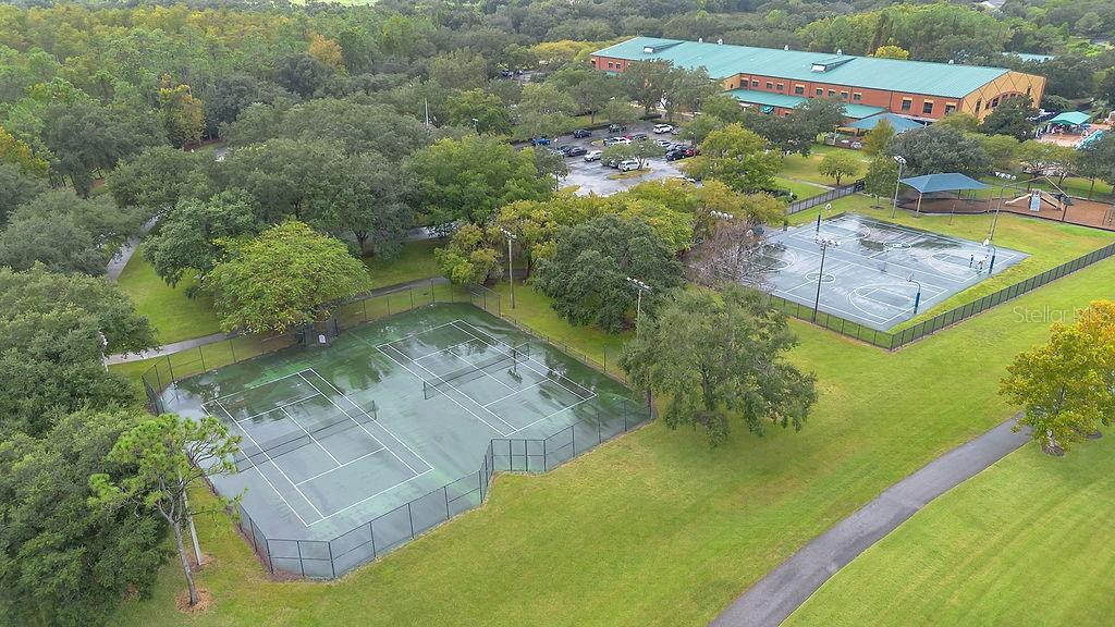 Image 32 of 40 For 9141 Camden Gardens Street