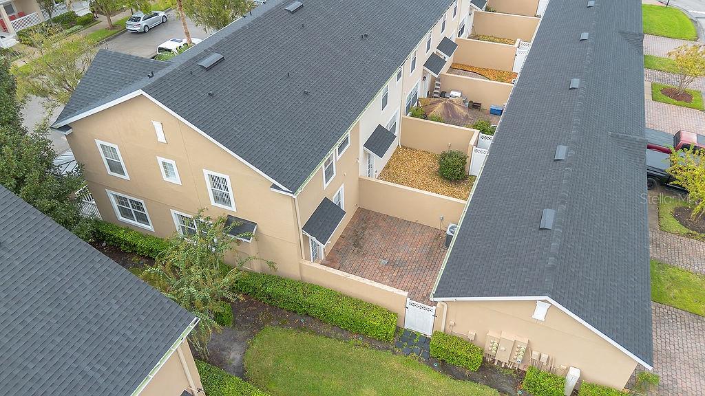 Image 35 of 40 For 9141 Camden Gardens Street