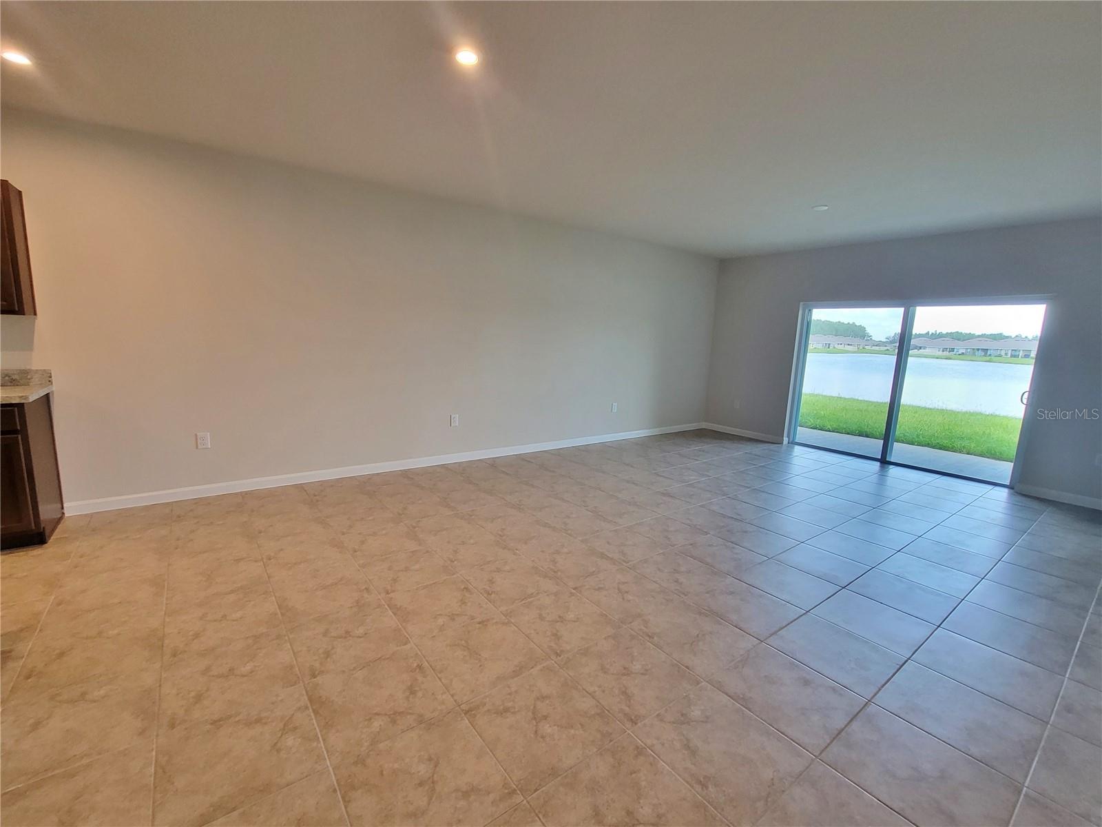 Image 11 of 54 For 18008 Turning Leaf Circle
