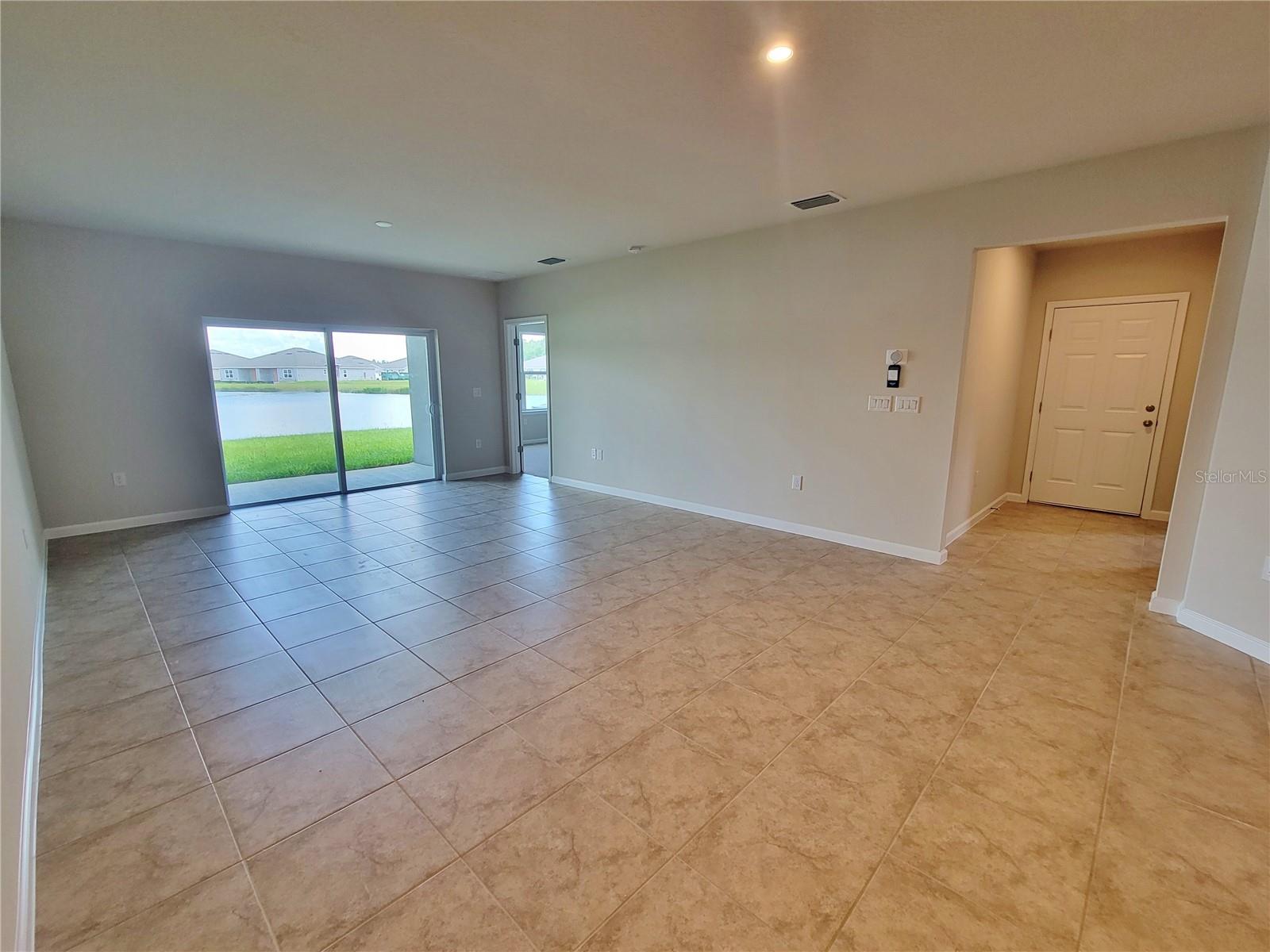 Image 9 of 54 For 18008 Turning Leaf Circle