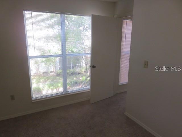 Image 10 of 18 For 4115 Chatham Oak Court 211