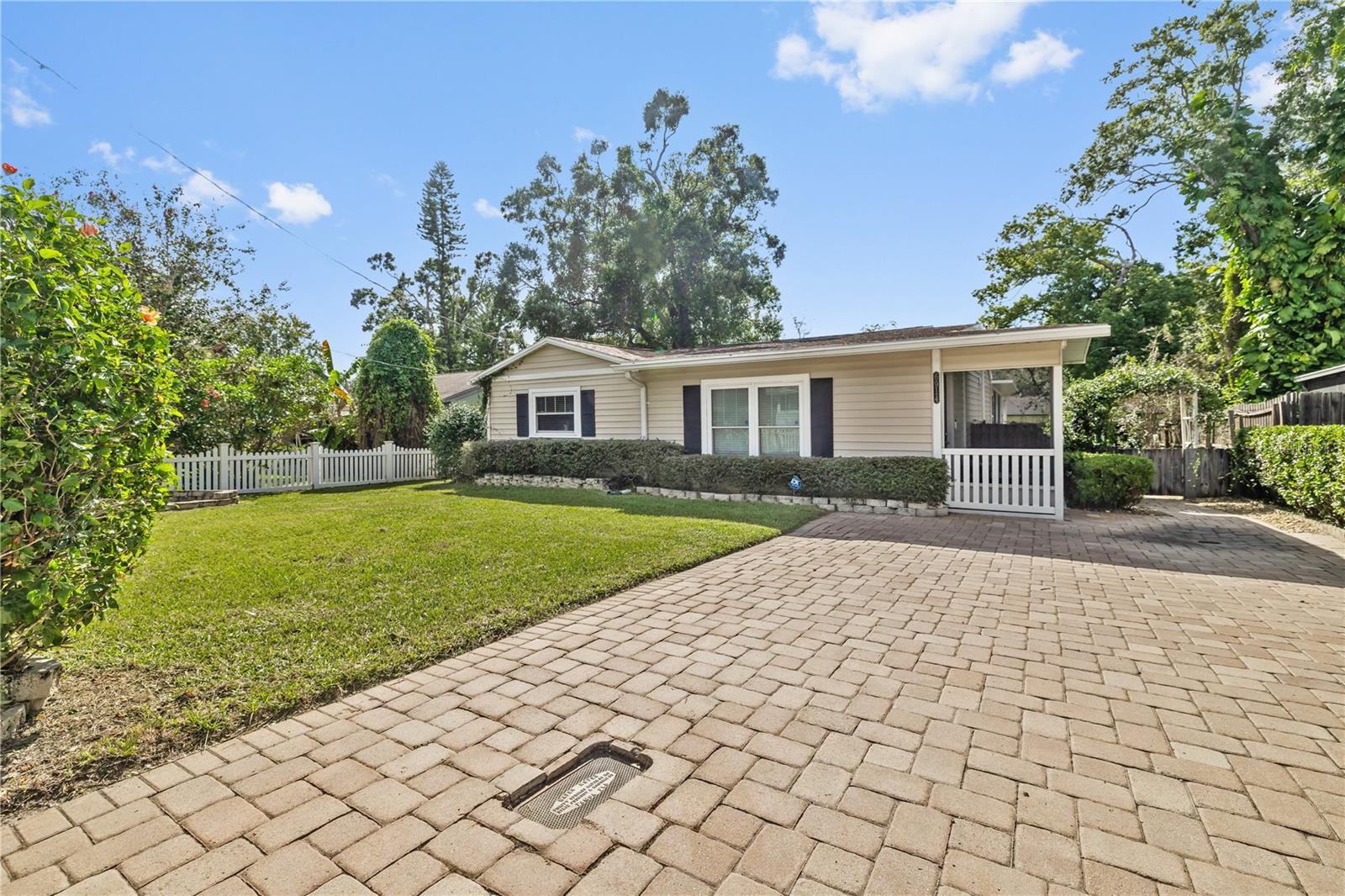 Image 2 of 30 For 6914 Lynn Avenue