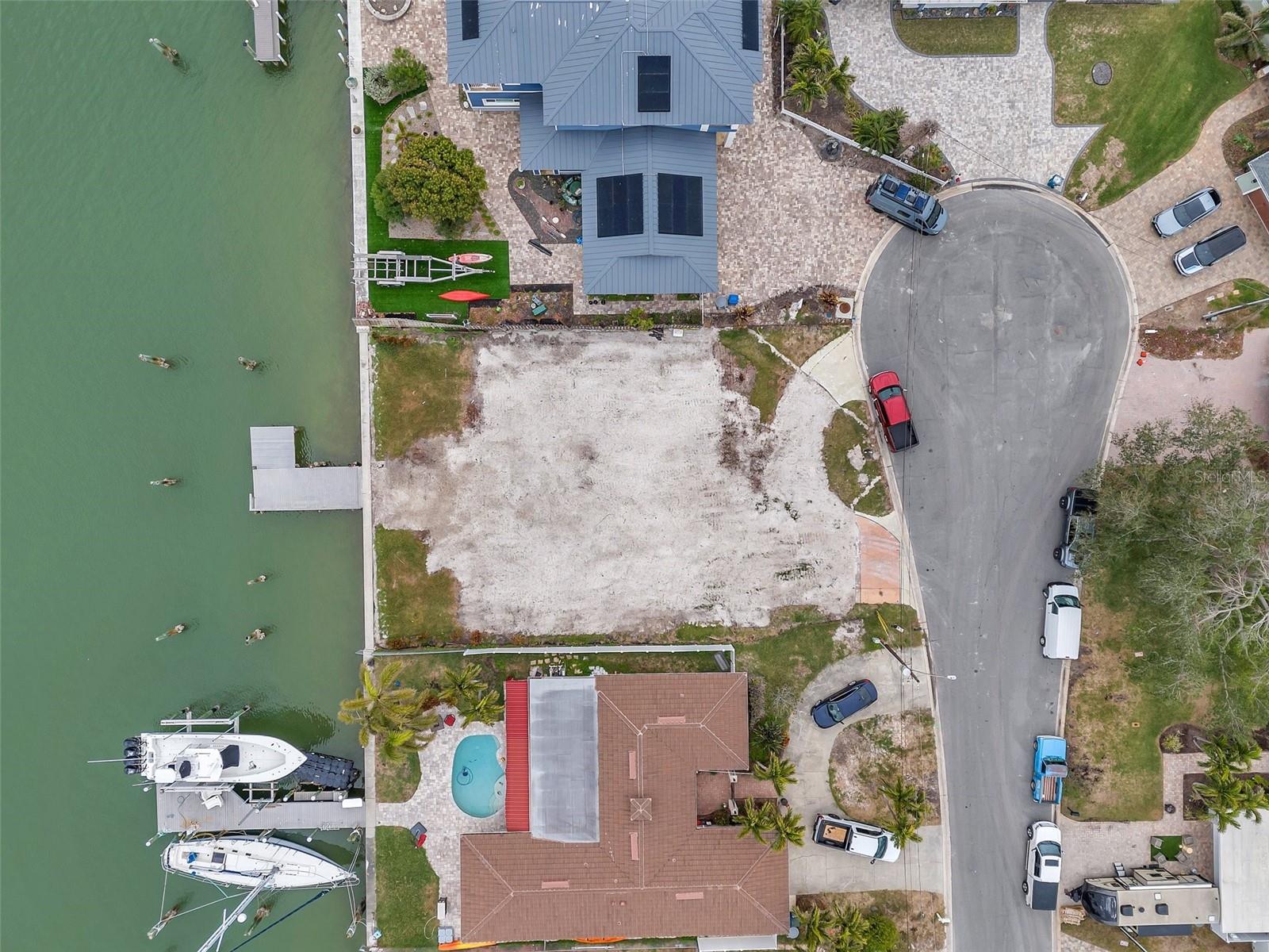 Image 17 of 18 For 11655 4th Street E