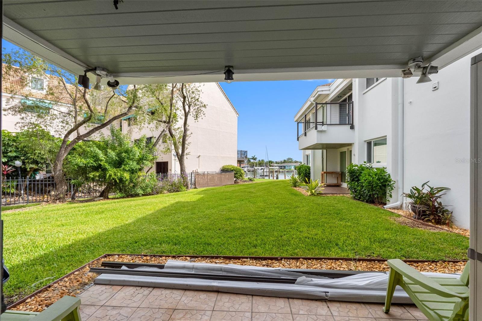 Image 8 of 51 For 311 Island Way 104