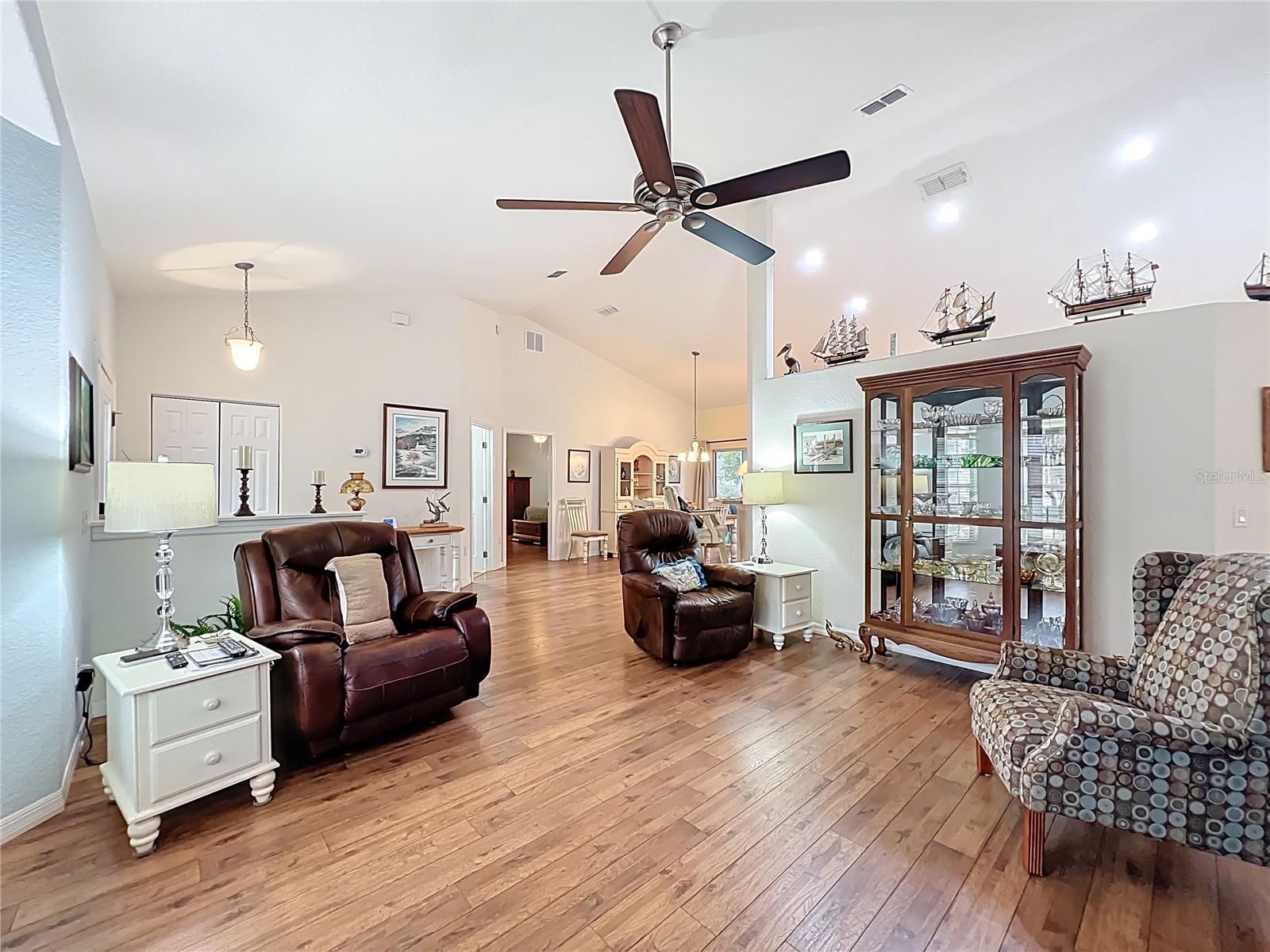 Image 12 of 61 For 9540 54 Court