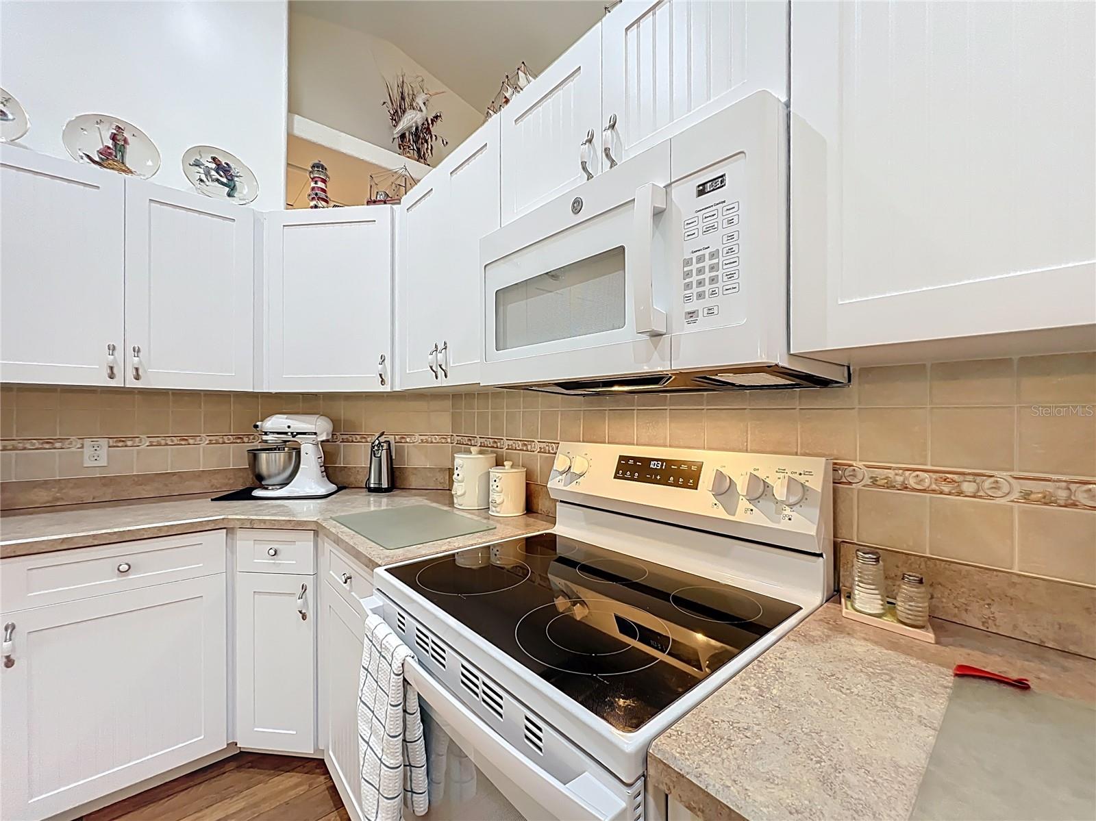 Image 22 of 61 For 9540 54 Court