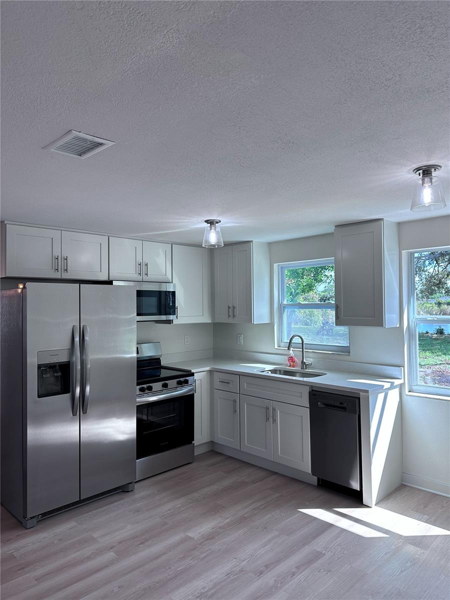 Image 12 of 31 For 9049 Orchid Drive