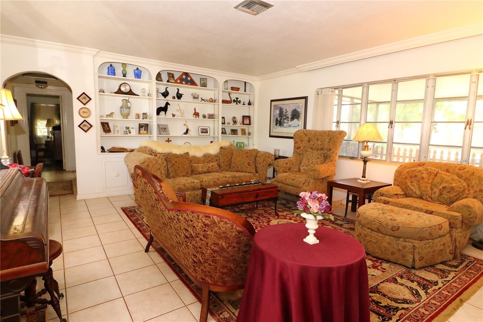 Image 3 of 16 For 1467 Jacaranda Circle N