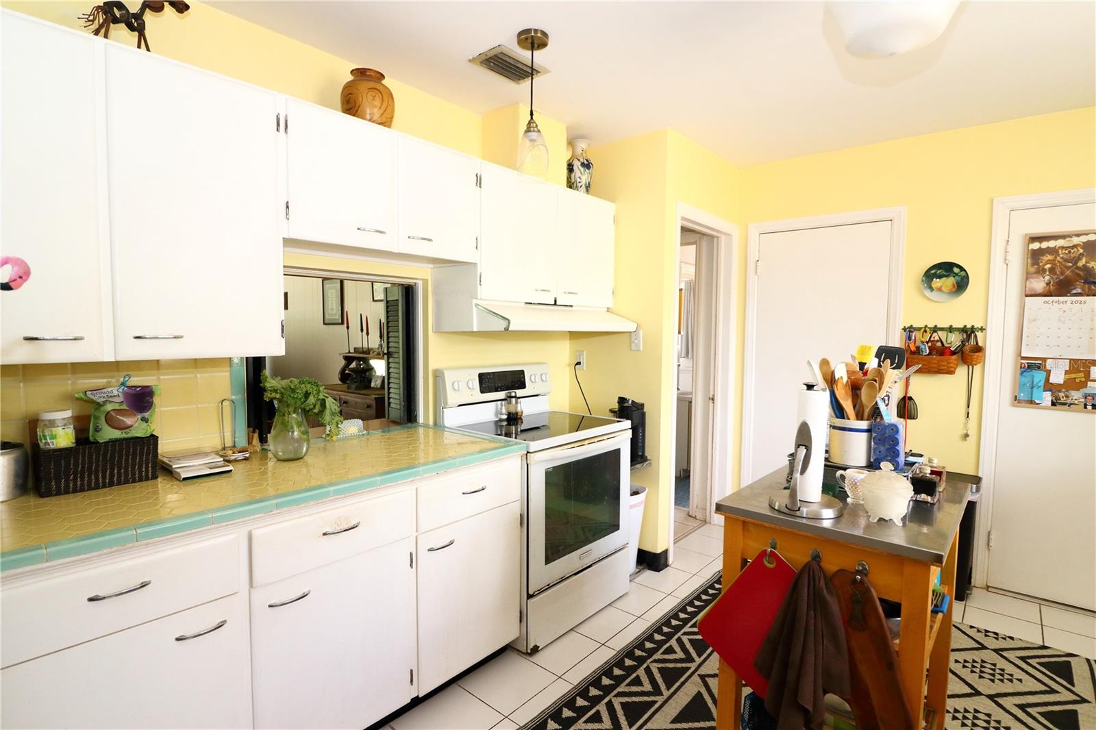 Image 4 of 16 For 1467 Jacaranda Circle N