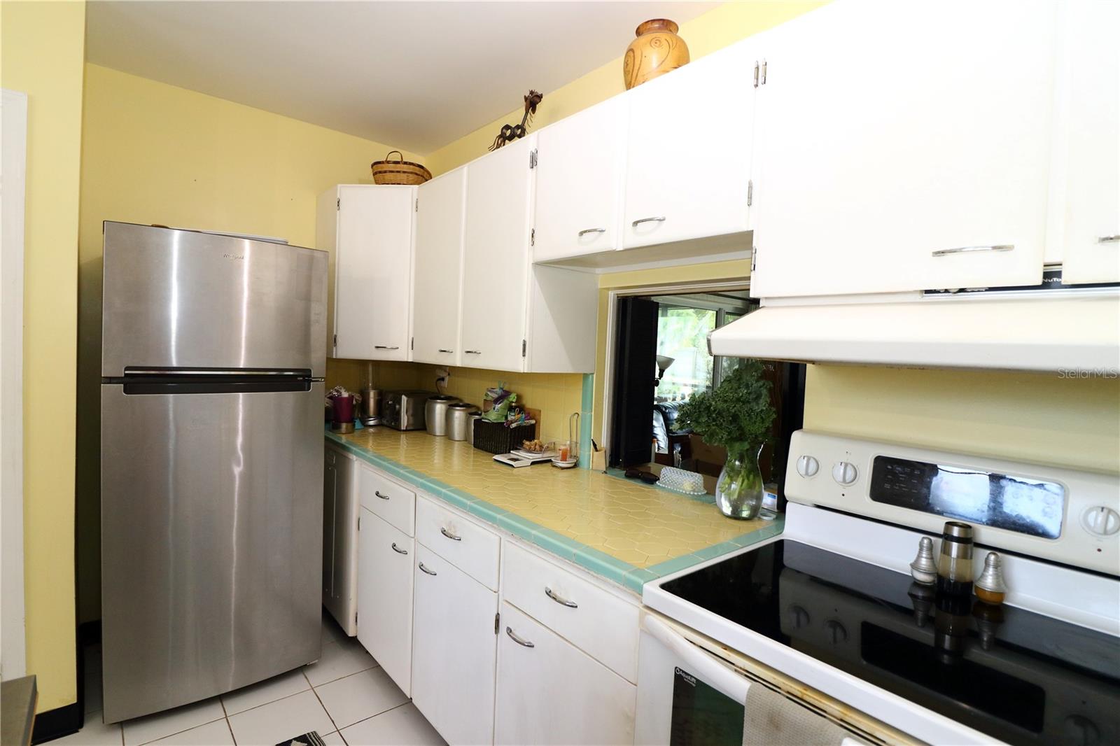 Image 5 of 16 For 1467 Jacaranda Circle N