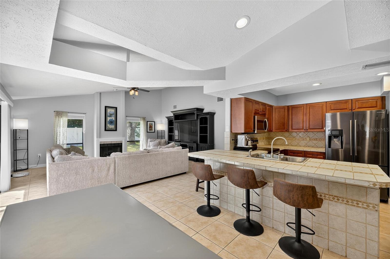 Image 16 of 47 For 15026 Rocky Ledge Drive