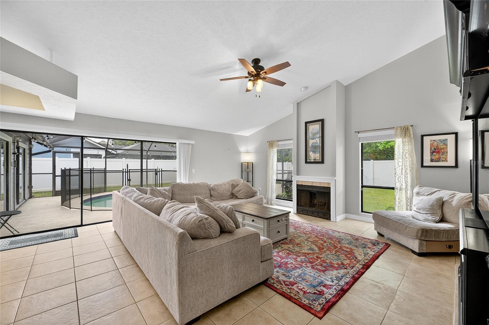 Image 18 of 47 For 15026 Rocky Ledge Drive