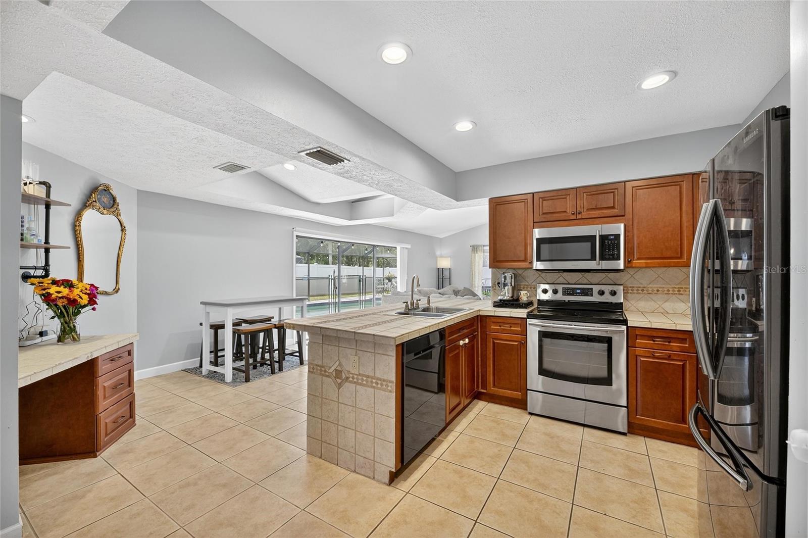 Image 9 of 47 For 15026 Rocky Ledge Drive