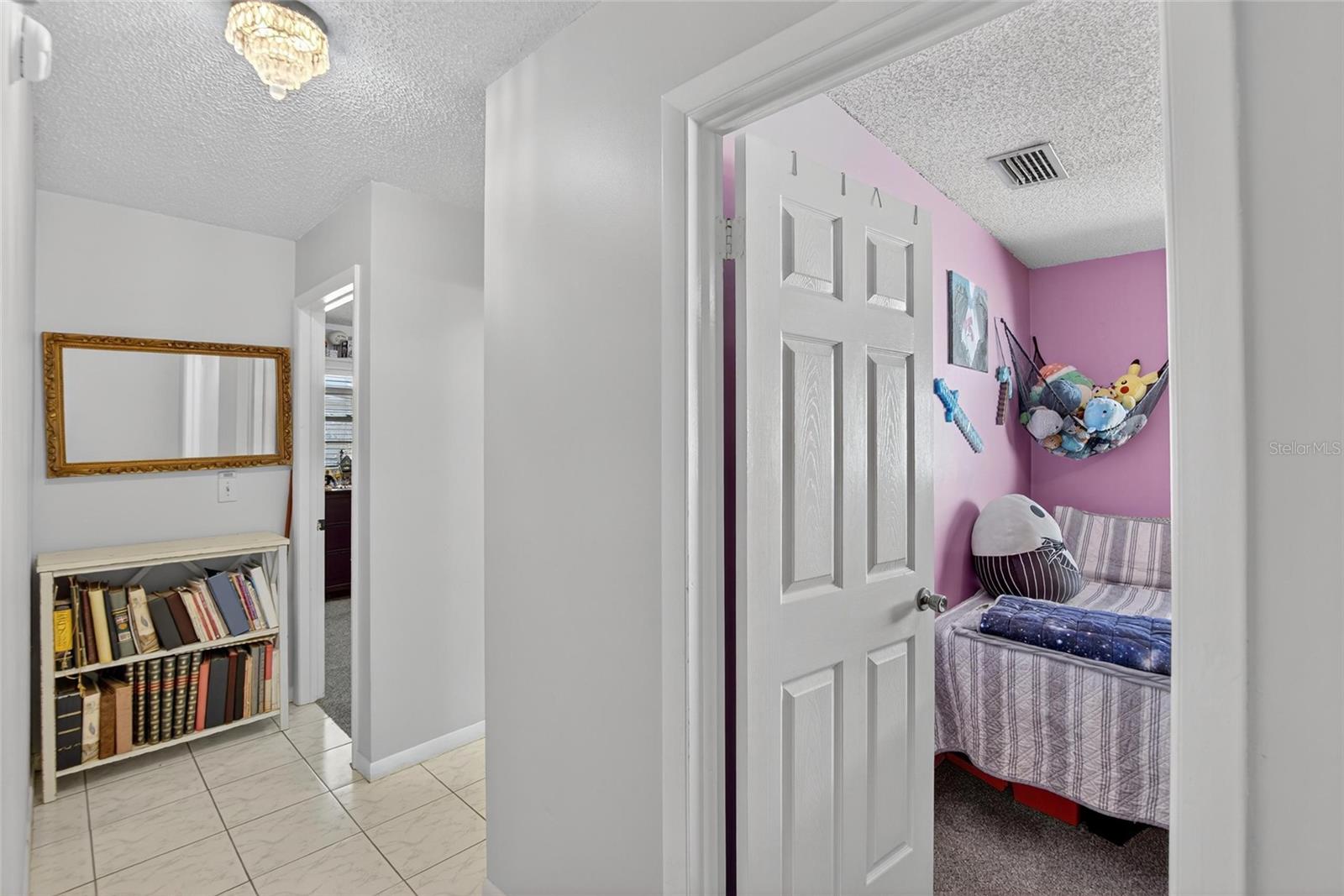 Image 20 of 47 For 508 Sovereign Court