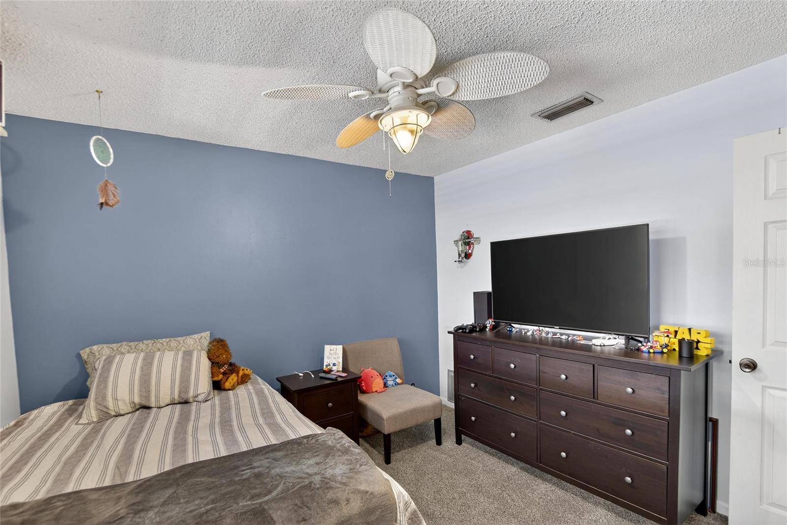 Image 25 of 47 For 508 Sovereign Court