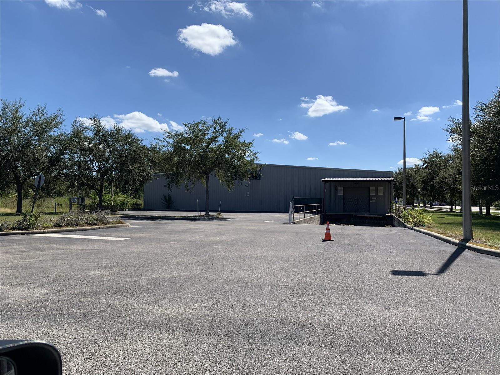 Image 4 of 9 For 1510 College Avenue