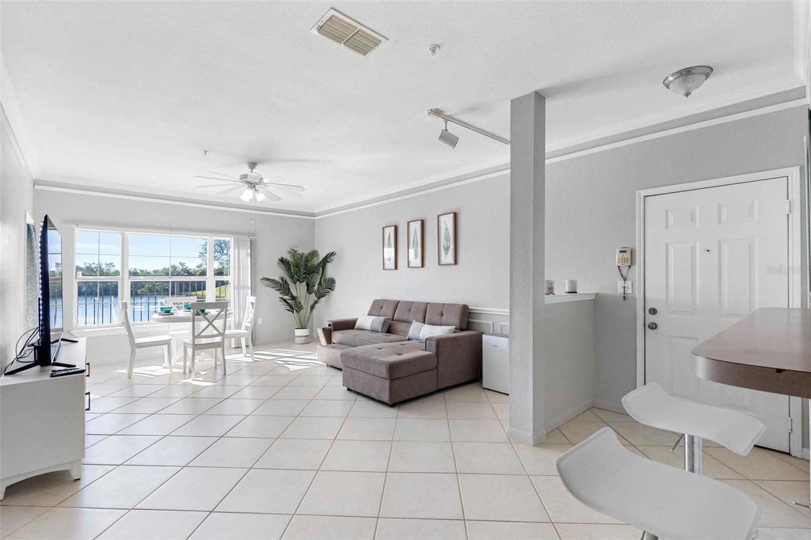 Image 9 of 63 For 4343 Bayside Village Drive 104