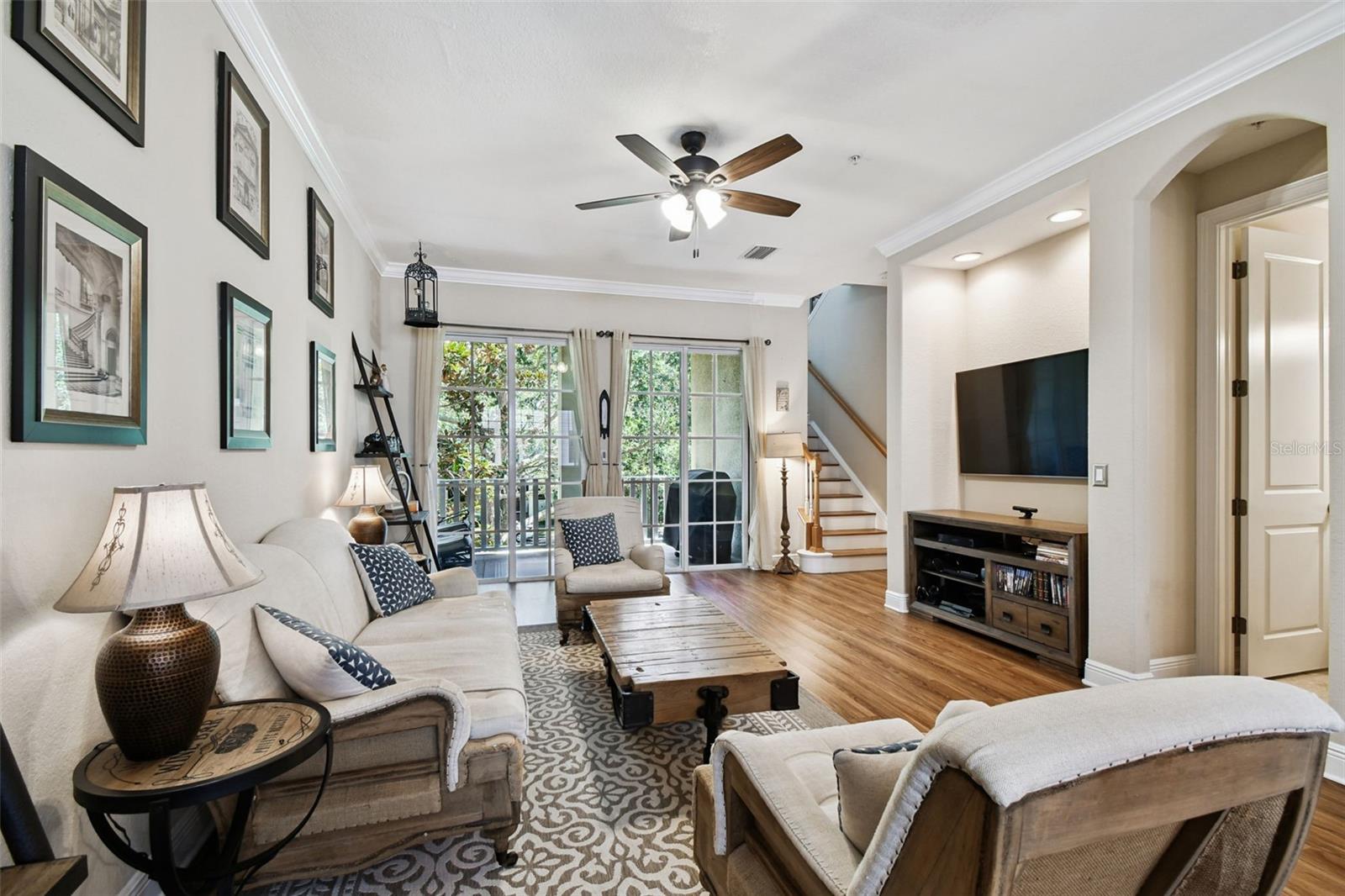 Image 17 of 58 For 6021 Printery Street 103