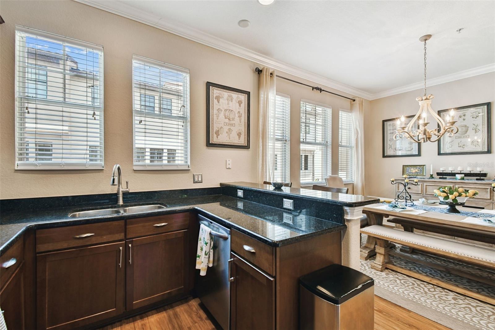 Image 23 of 58 For 6021 Printery Street 103