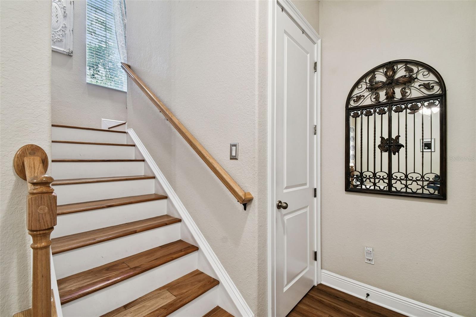 Image 9 of 58 For 6021 Printery Street 103